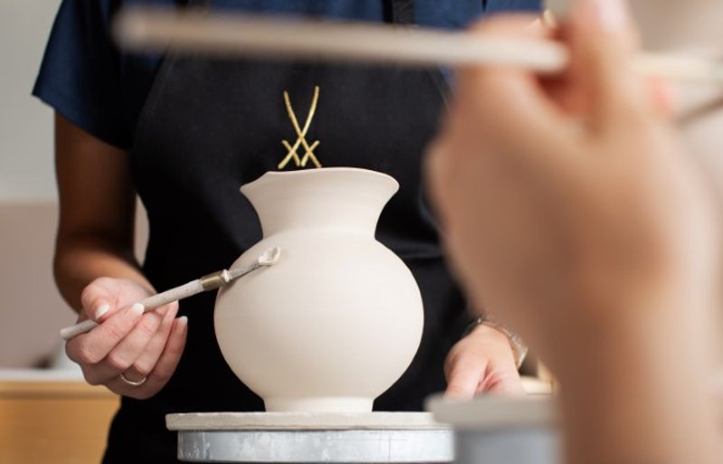 Kreativworkshop bei MEISSEN: Vasenform Wellenspiel